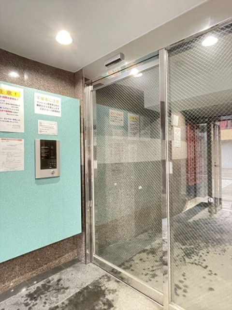 スカイコート浅草雷門 エントランス