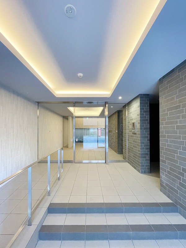 JU TOWER FRONT 亀沢 エントランス