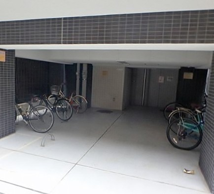 アイル秋葉原ノース弐番館 駐車場