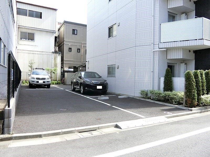 レアライズ清澄白河 駐車場