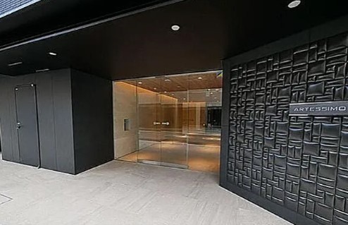 ARTESSIMOCRUCE エントランス