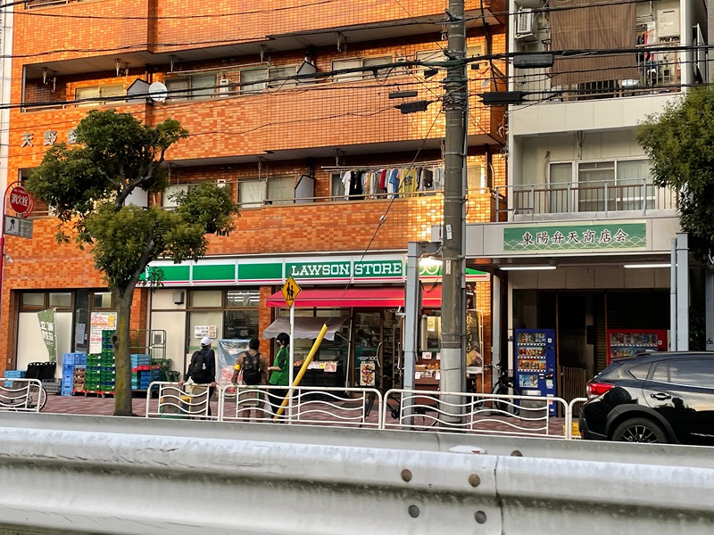 スカイコート東陽町EAST コンビニ