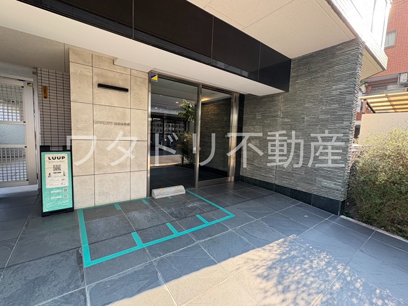リヴシティ両国四番館 エントランス