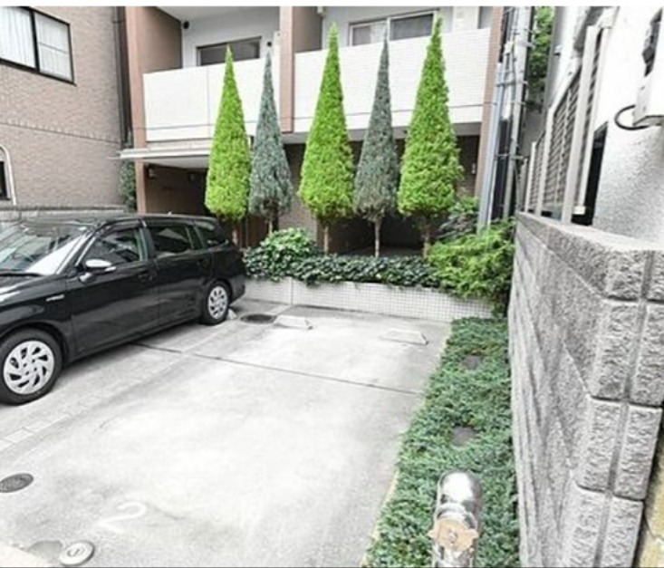 工芸館きうち3 駐車場