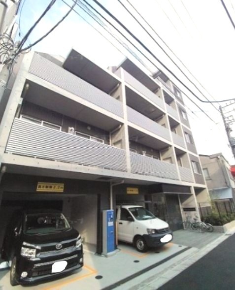 ARTESSIMO　SALIRE 駐車場