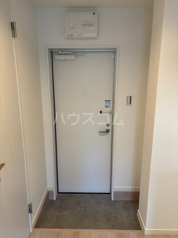 ラフィーネ大和 玄関