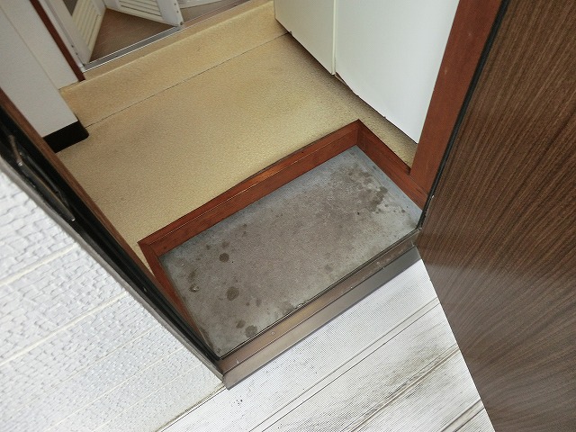 田代ハウス１号 玄関