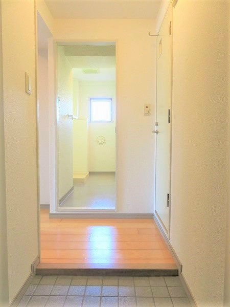 レジデンスオークⅡ 玄関