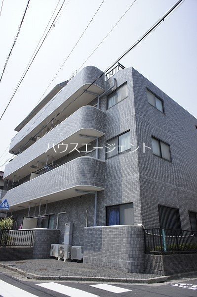 エバーグリーンサトモ 302号室 外観