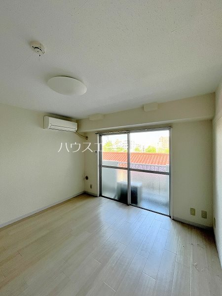 東陽レンタカービル ベッドルーム