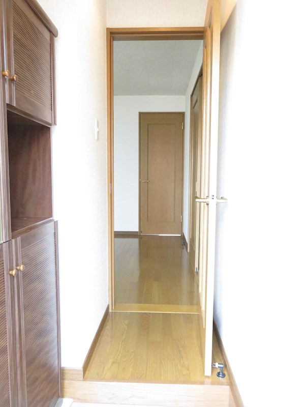 フローラ北葛西 玄関