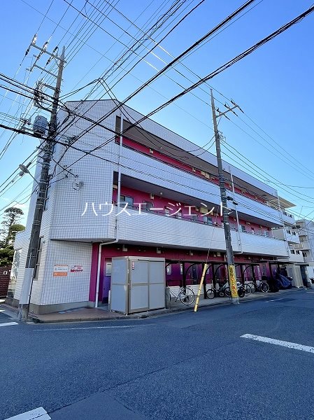 ラグジュアリーサンレイク 201号室 外観