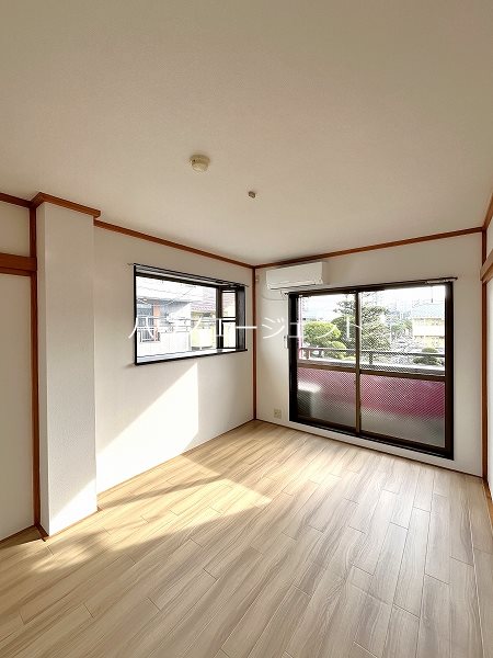 ラグジュアリーサンレイク リビング