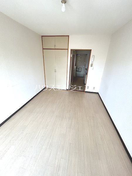 清水マンション ベッドルーム