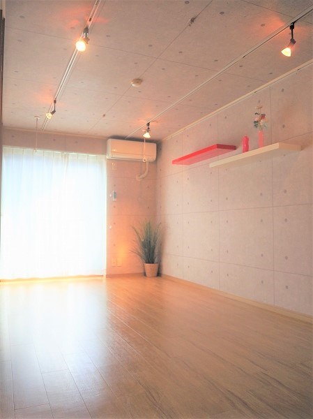 レジデンスタイム３ リビング