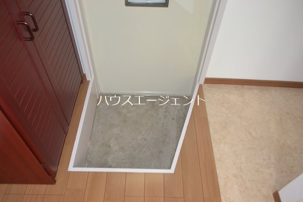 第３中川ハイツ 玄関