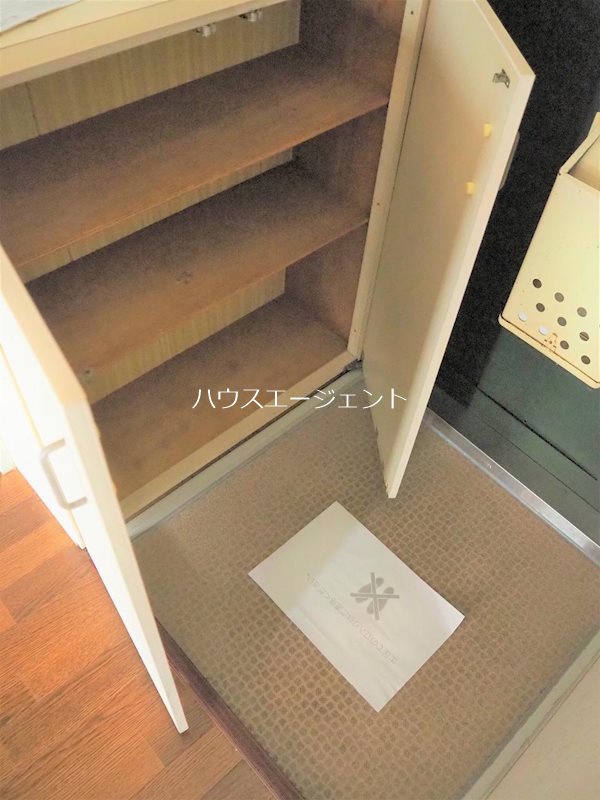 第一ハイツ高梨 玄関