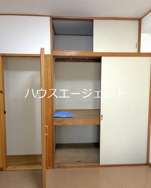 オークハイツ 収納