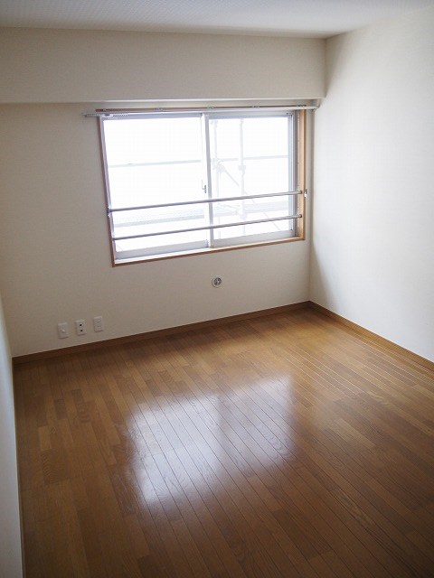 グレイスＹＴパレス リビング