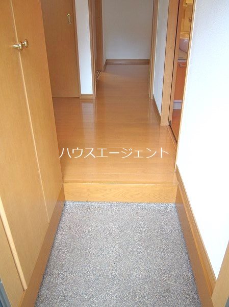 コーポサンレークⅢ 玄関