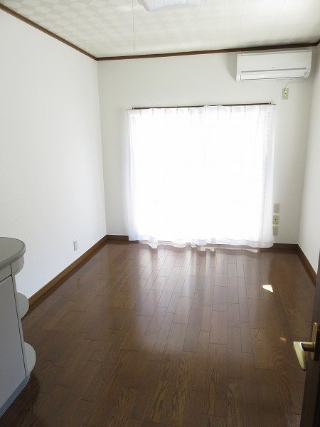 コーポエトランゼⅡ リビング