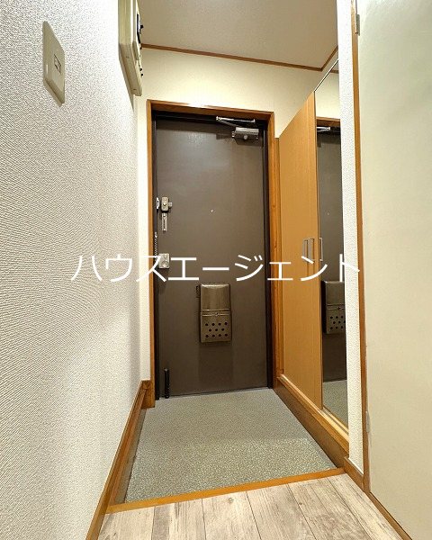オークハイツ 玄関