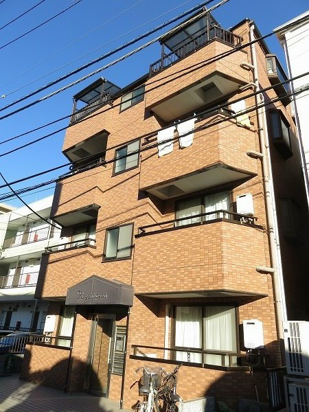 レーゲンボーゲン 202号室 外観