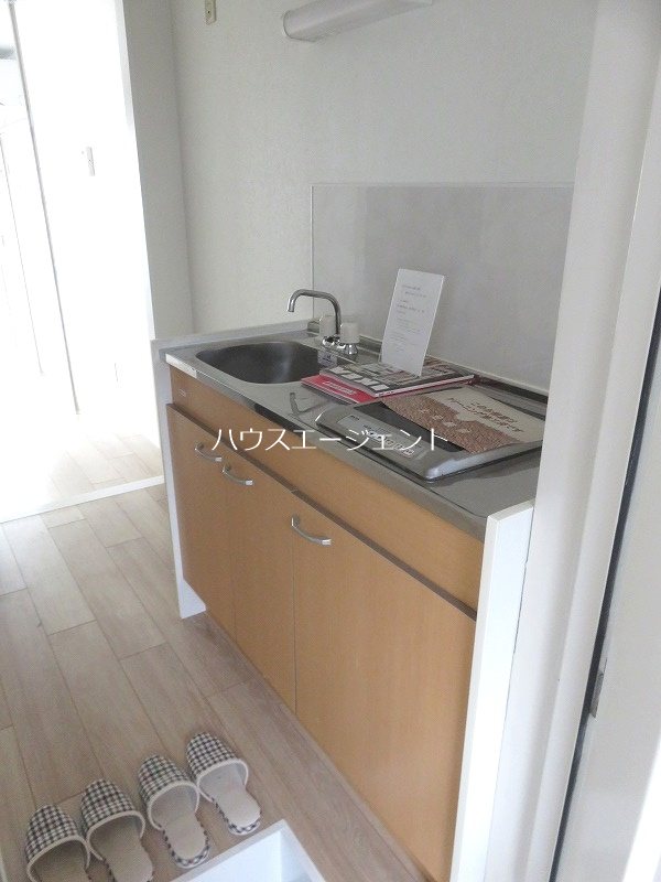 モア３ キッチン