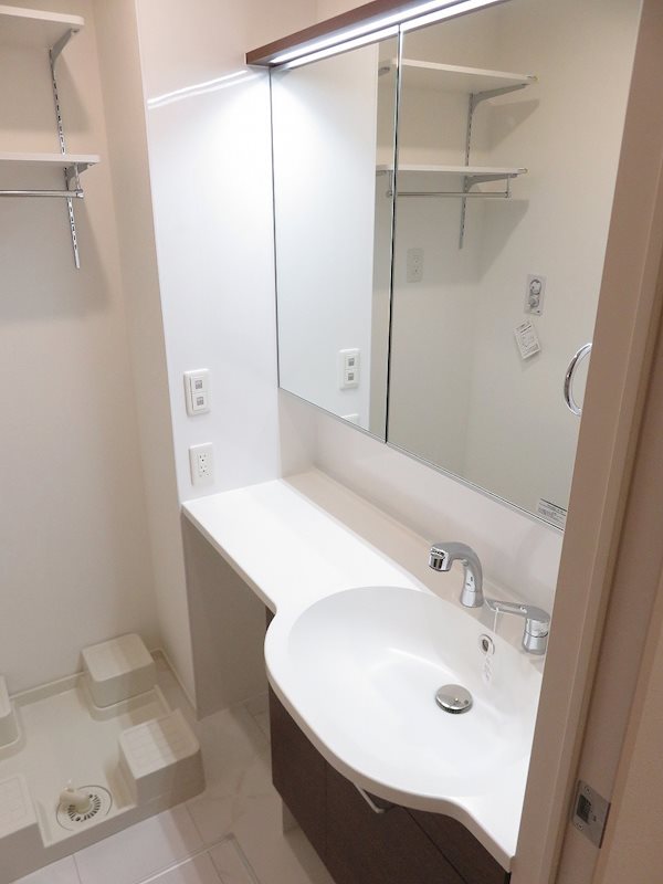 ララ・シャルム その他2