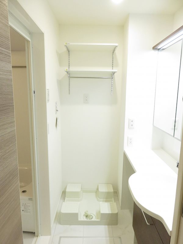 ララ・シャルム その他3