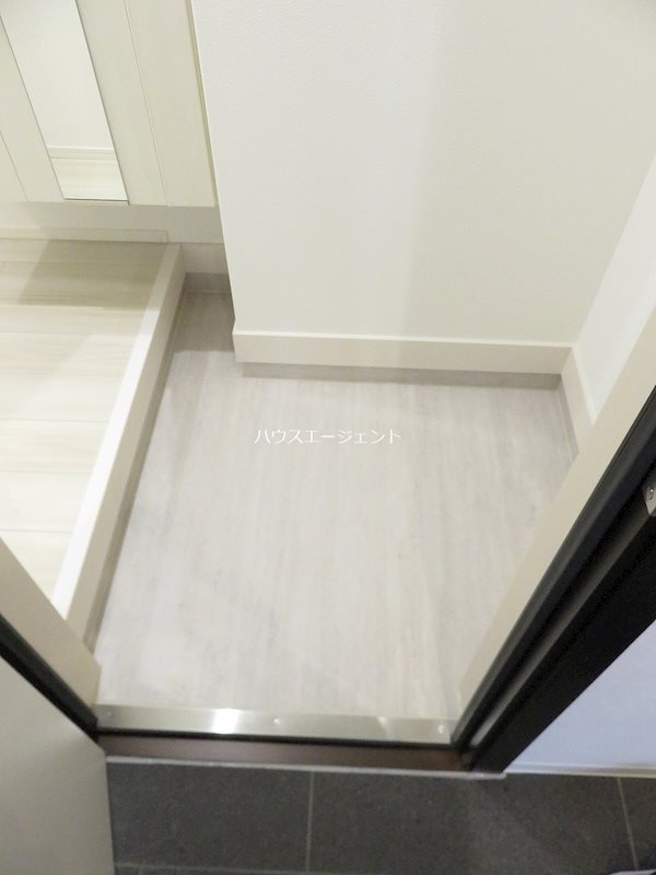 ララ・シャルム 玄関