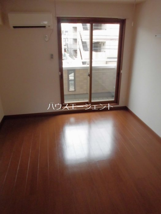 ボンリジエール リビング