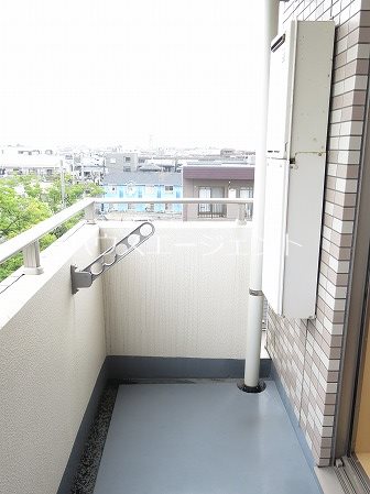 グッドフラットⅢ ベランダ