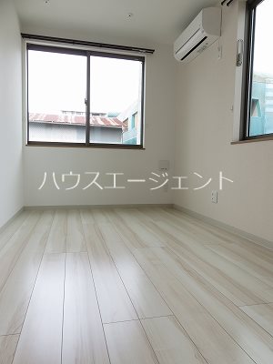 オリーブハウス門前仲町２ リビング