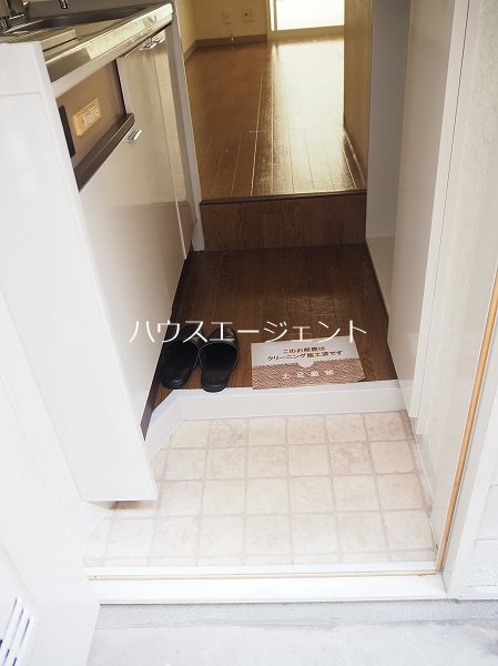 クレール９ 玄関