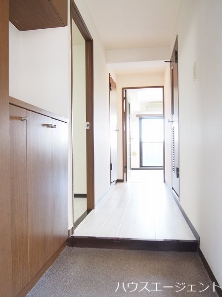 ベイ・ドルフィン 玄関