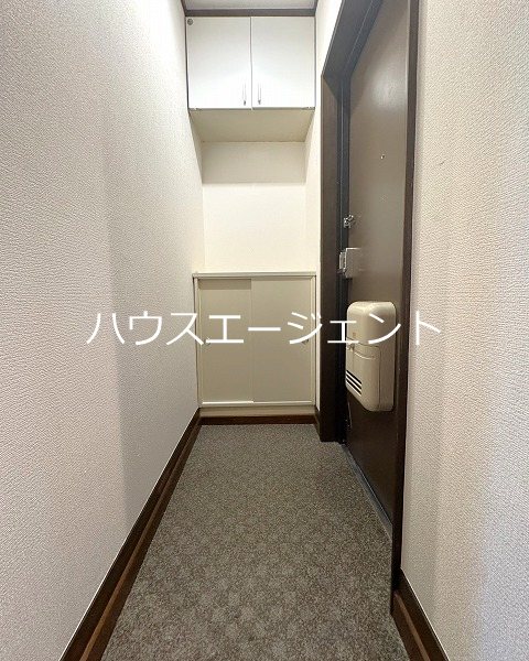 クレセントＳＪ 玄関