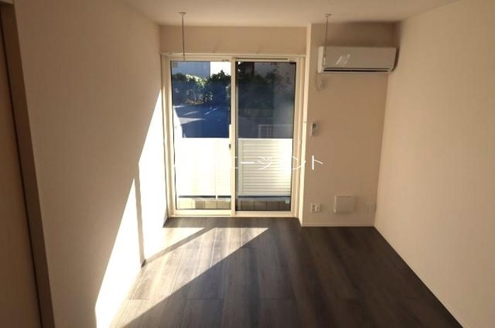 ルリアン東葛西 リビング