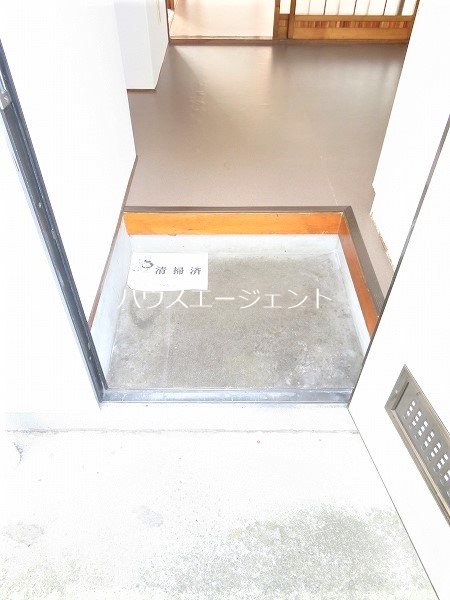 コーポ山村 玄関