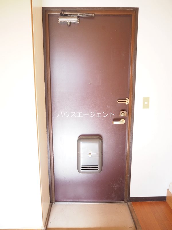 サンライフ鈴木 玄関