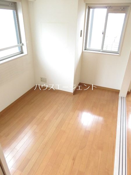 OZAREA葛西Ⅰ ベッドルーム