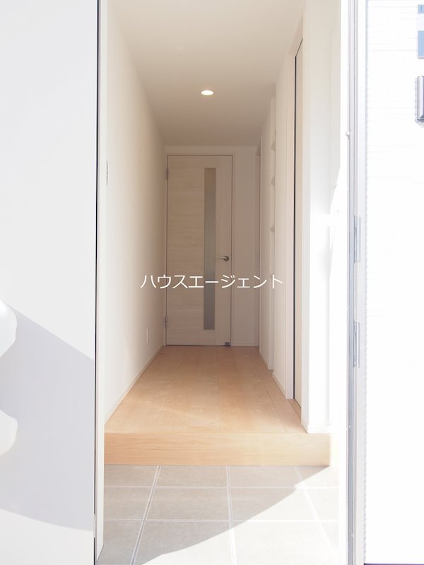 ラントヴィル船堀 玄関