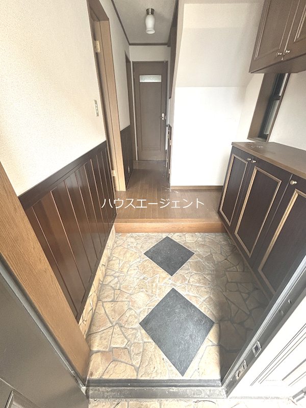 東葛西４丁目戸建 玄関