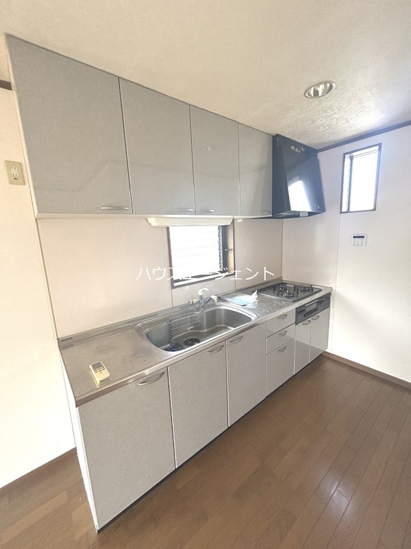 東葛西４丁目戸建 キッチン