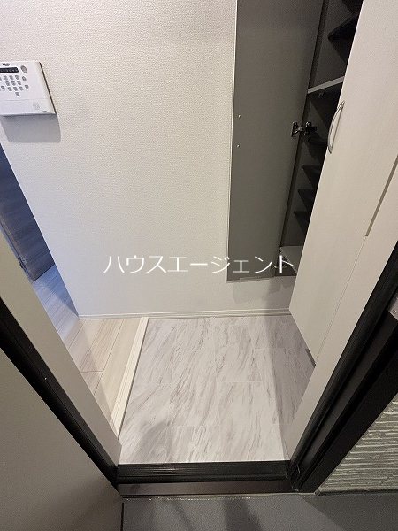 セレスティア東葛西Ⅱ 玄関
