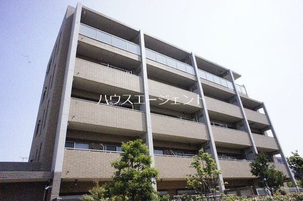 リガレーヴ 202号室 外観