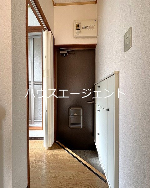 ヴェールハイツ 玄関