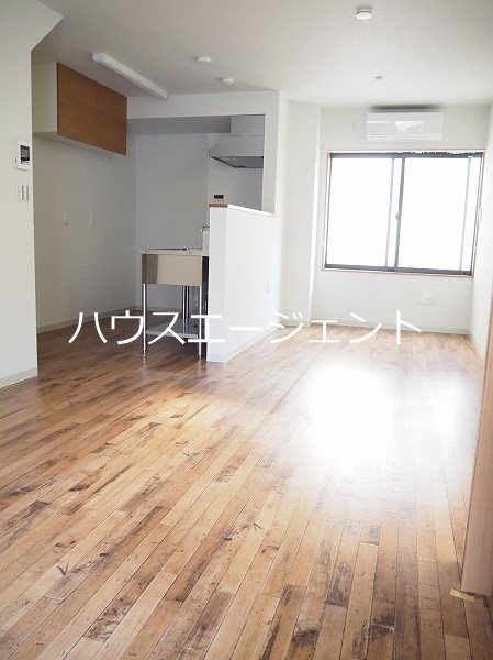 BOW!HOUSE　B棟 リビング