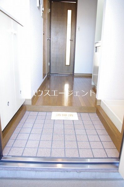 シティパレス南葛西 玄関