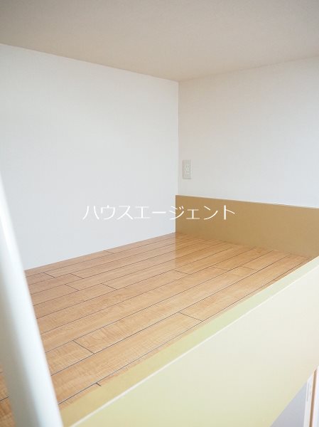 フローラ４ ベッドルーム